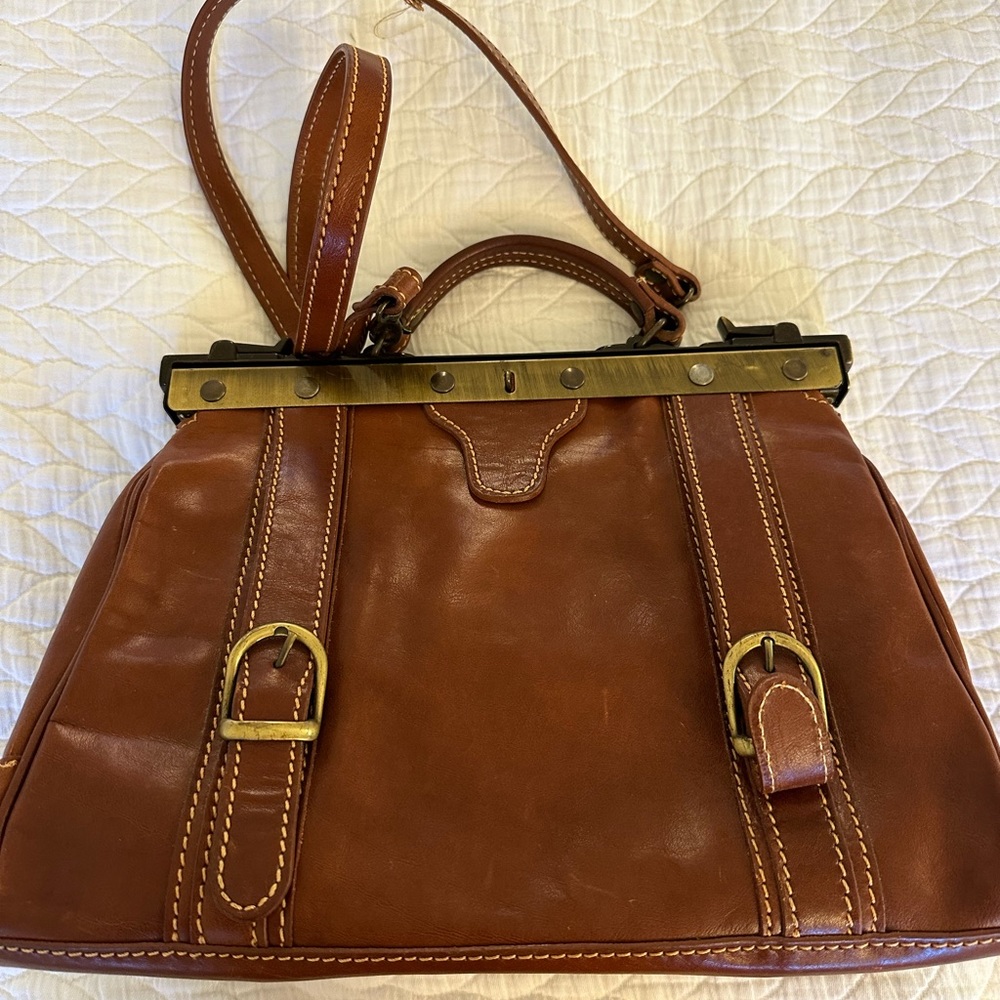 Hand-Made in Italy Natural Leather bag